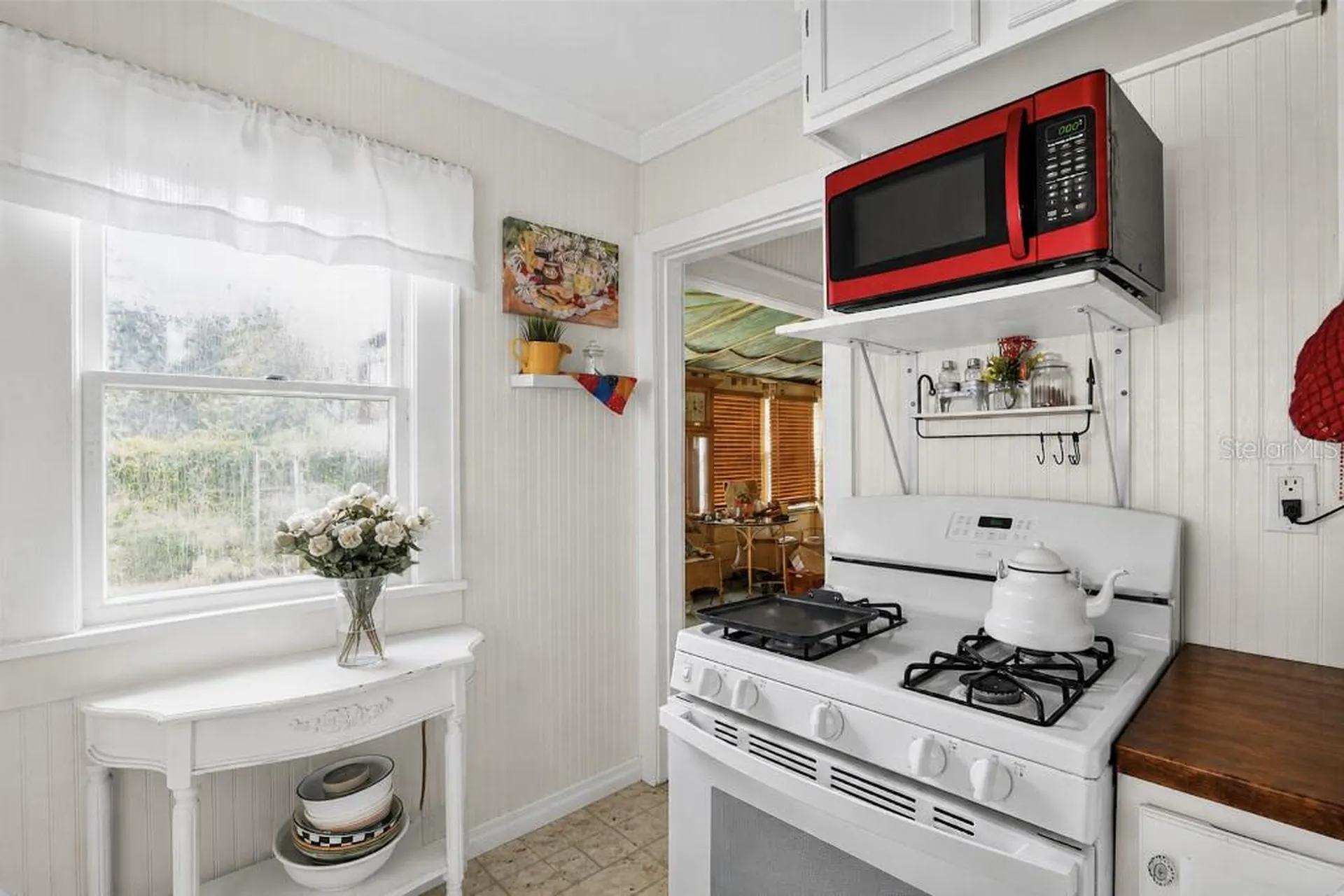 772 38th Avenue S St Petersburg FL 33705