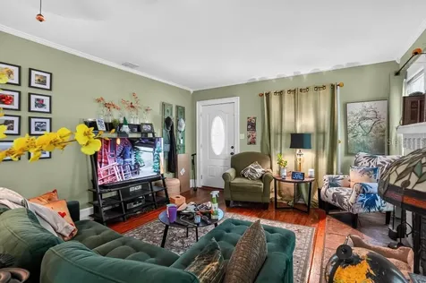 772 38th Avenue S St Petersburg FL 33705