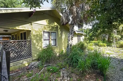 772 38th Avenue S St Petersburg FL 33705