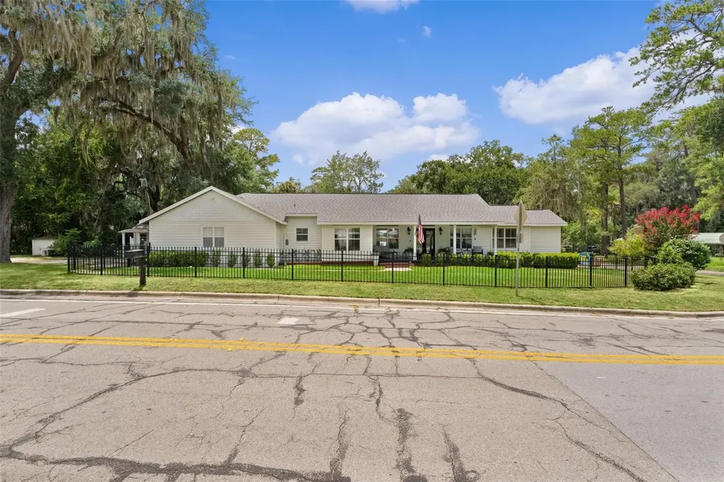 610 NE 11th Avenue Ocala FL 34470