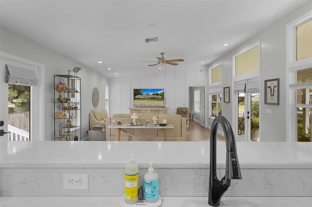 610 NE 11th Avenue Ocala FL 34470