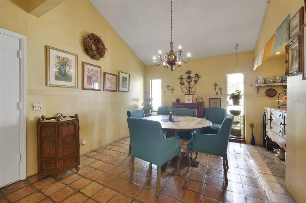 1121 Shorewood Drive Orlando FL 32806