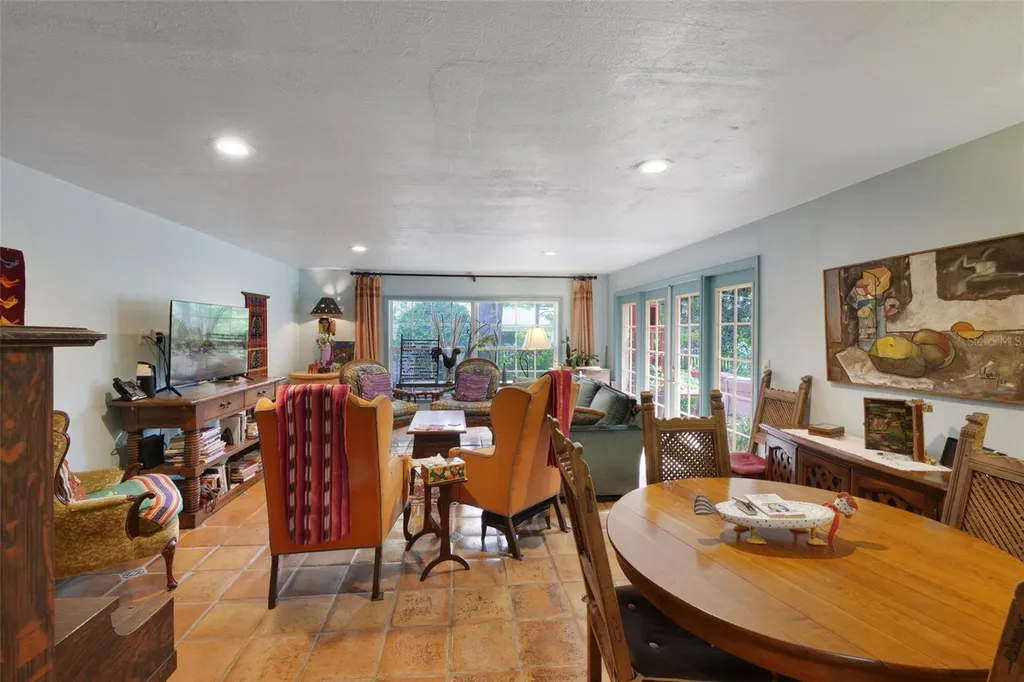 1121 Shorewood Drive Orlando FL 32806