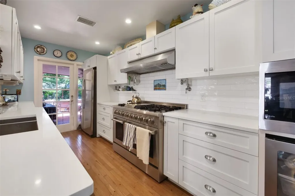 1121 Shorewood Drive Orlando FL 32806