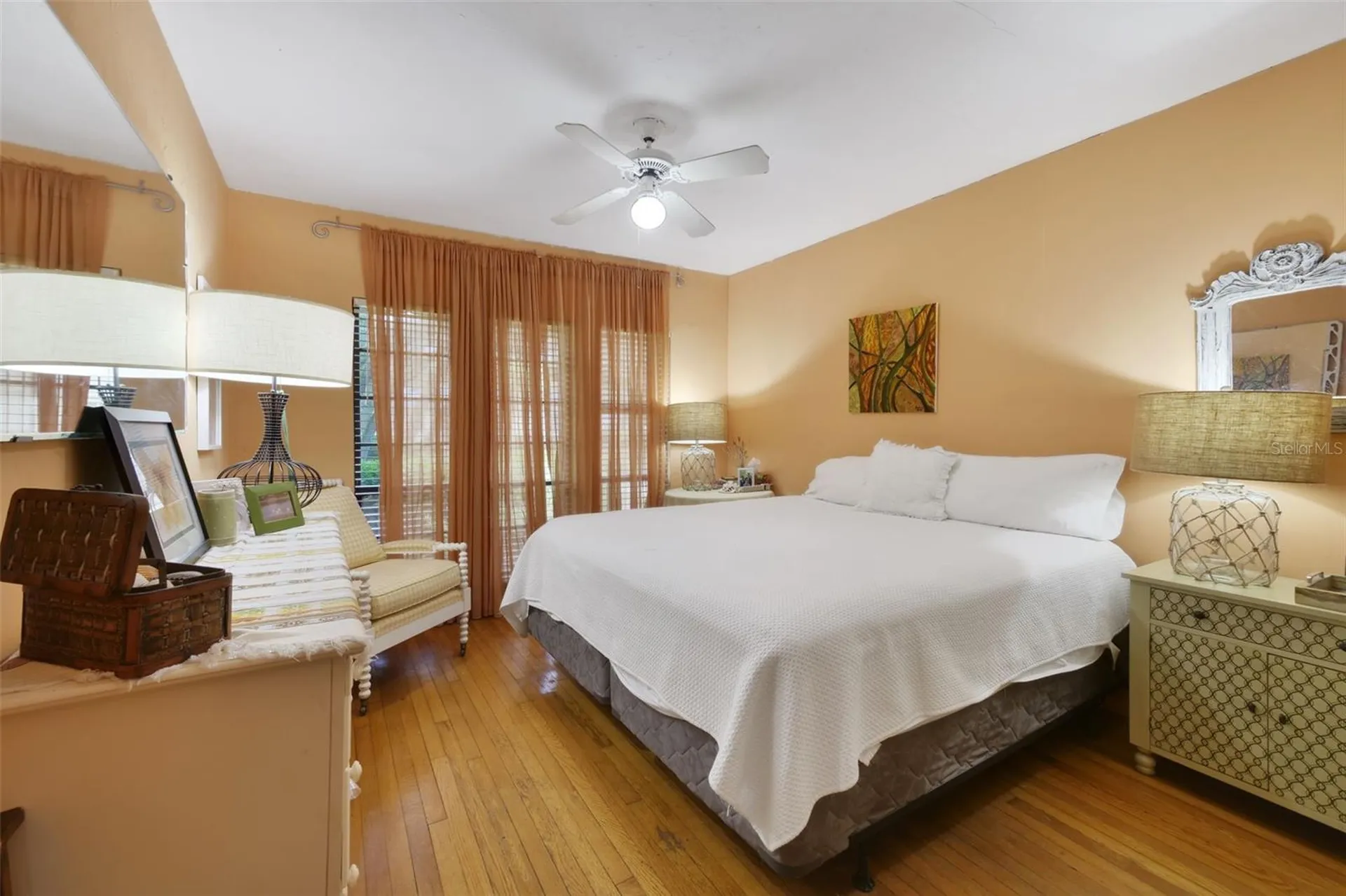 1121 Shorewood Drive Orlando FL 32806