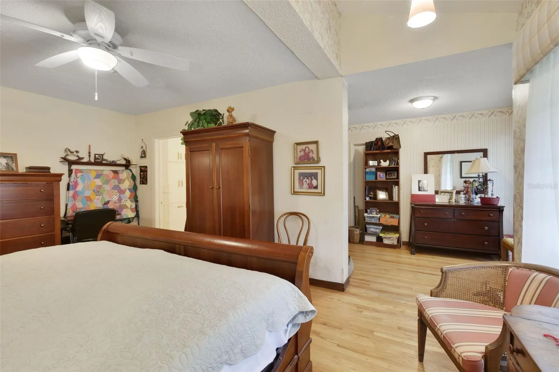 1121 Shorewood Drive Orlando FL 32806