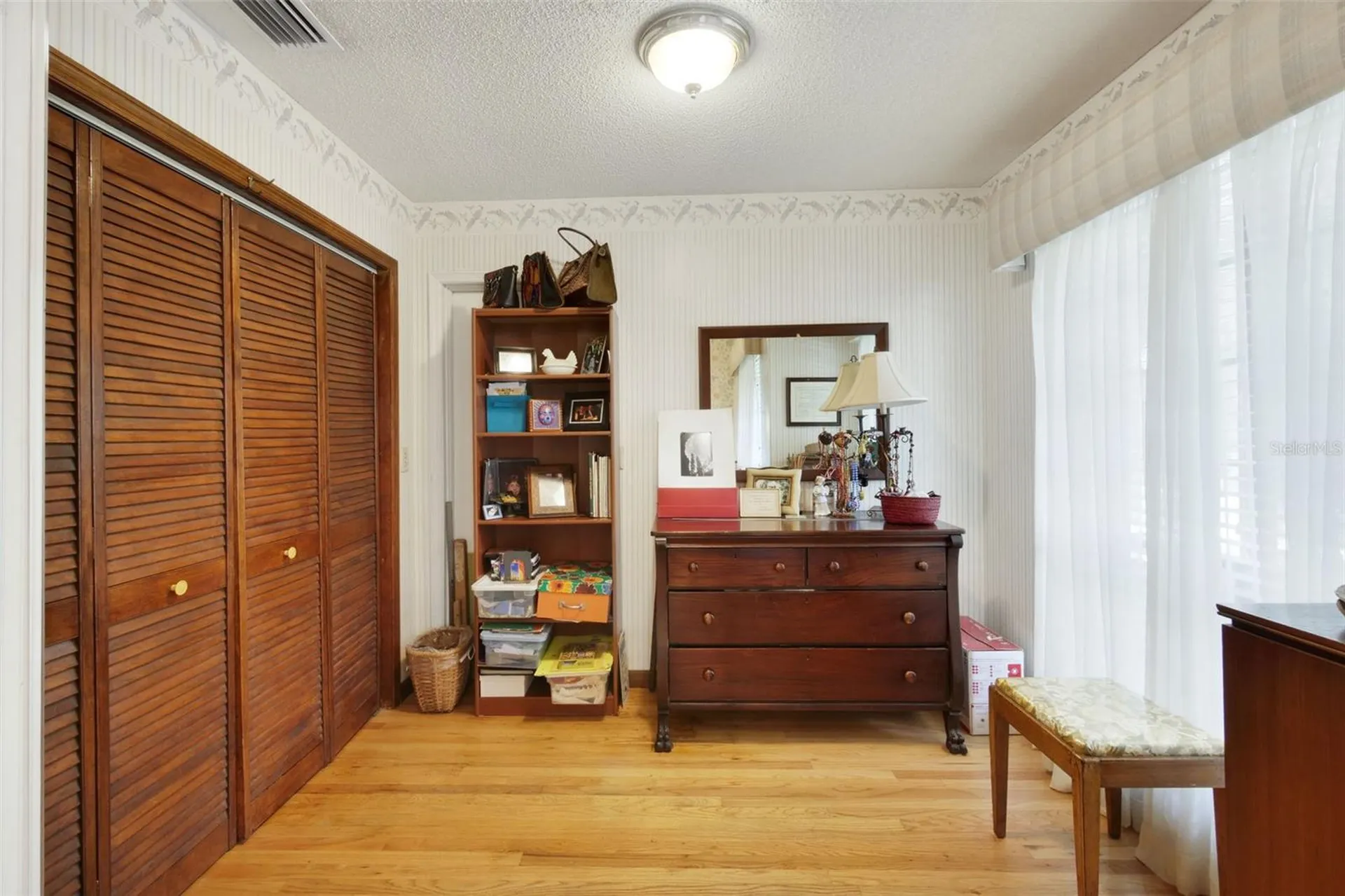 1121 Shorewood Drive Orlando FL 32806