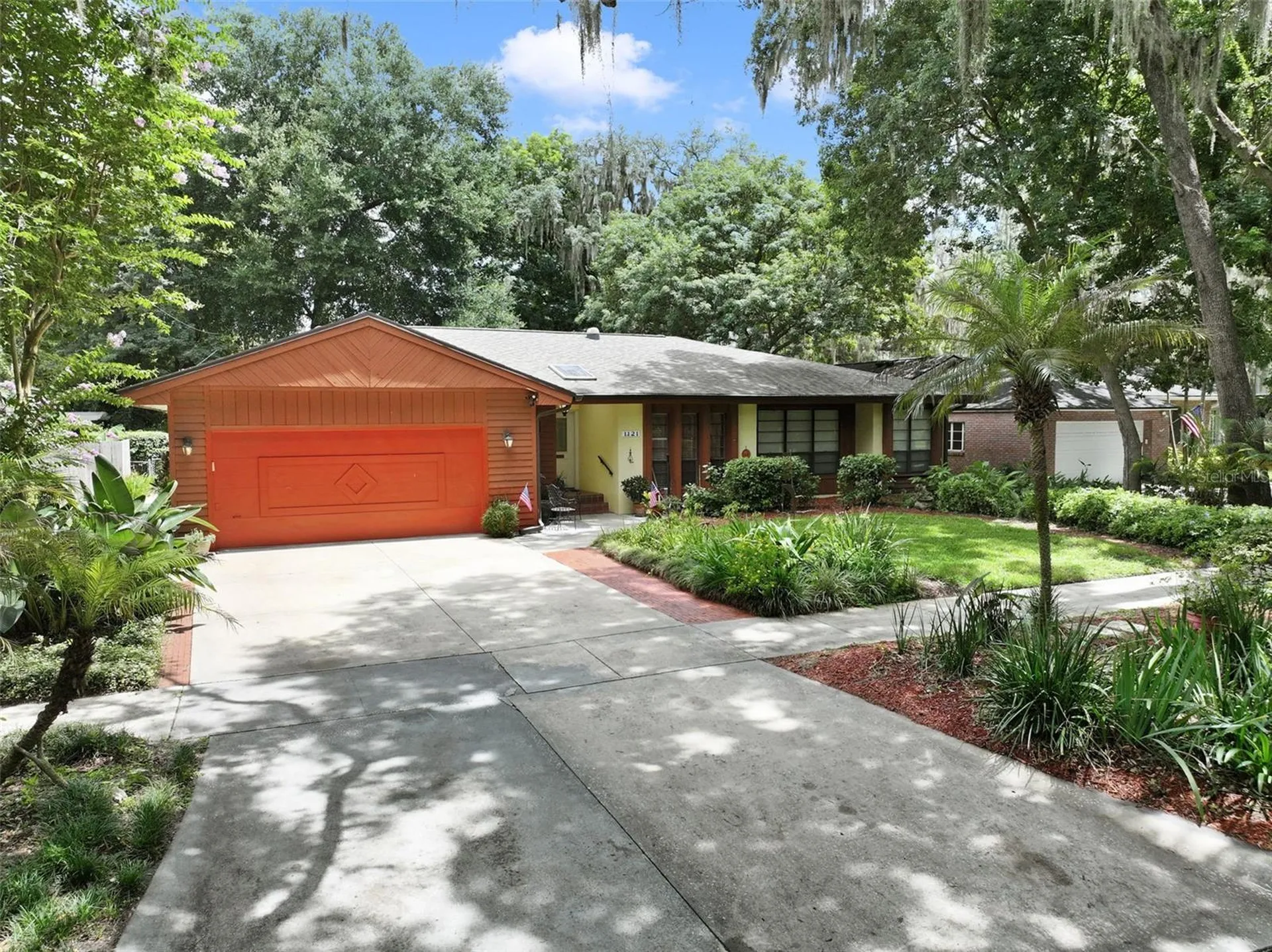 1121 Shorewood Drive Orlando FL 32806