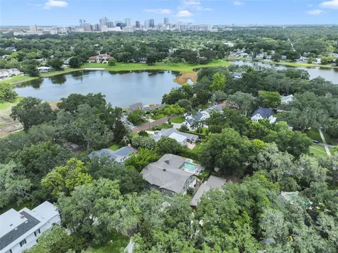 1121 Shorewood Drive Orlando FL 32806
