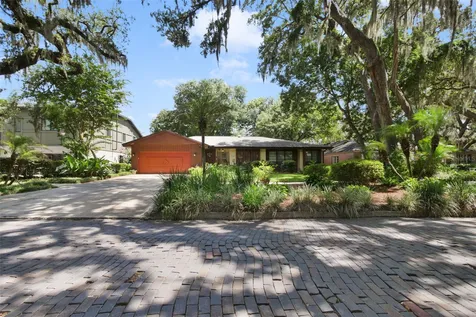 1121 Shorewood Drive Orlando FL 32806