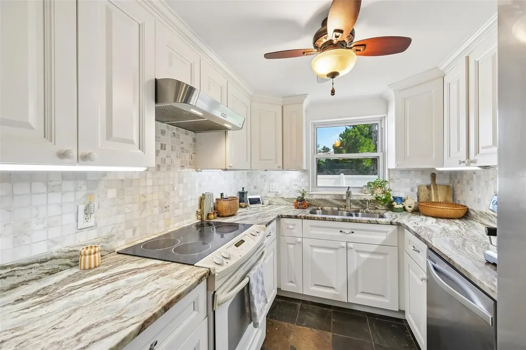 329 Bay Vista Avenue Osprey FL 34229