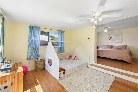329 Bay Vista Avenue Osprey FL 34229