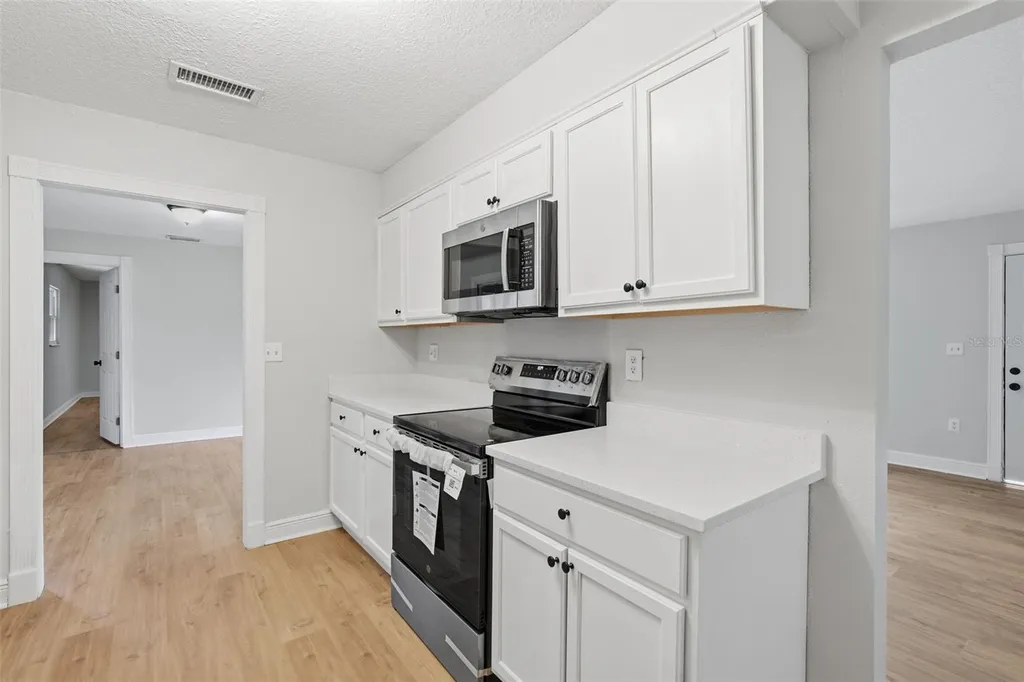 147 Colomba Road Debary FL 32713