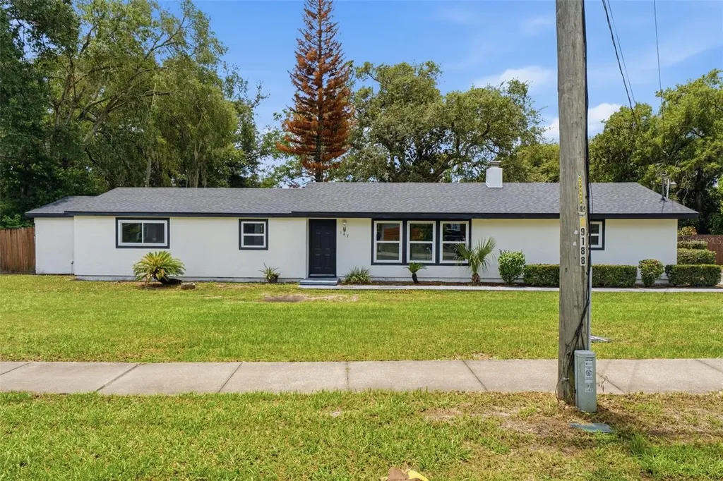 147 Colomba Road Debary FL 32713