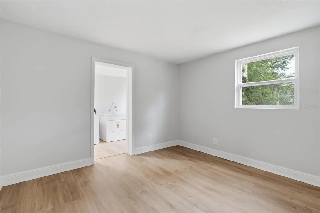 147 Colomba Road Debary FL 32713