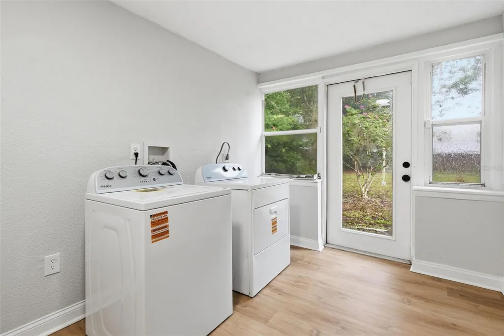 147 Colomba Road Debary FL 32713