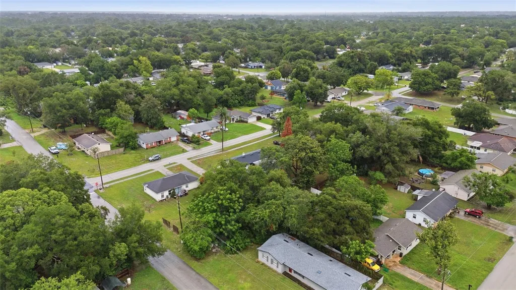 147 Colomba Road Debary FL 32713