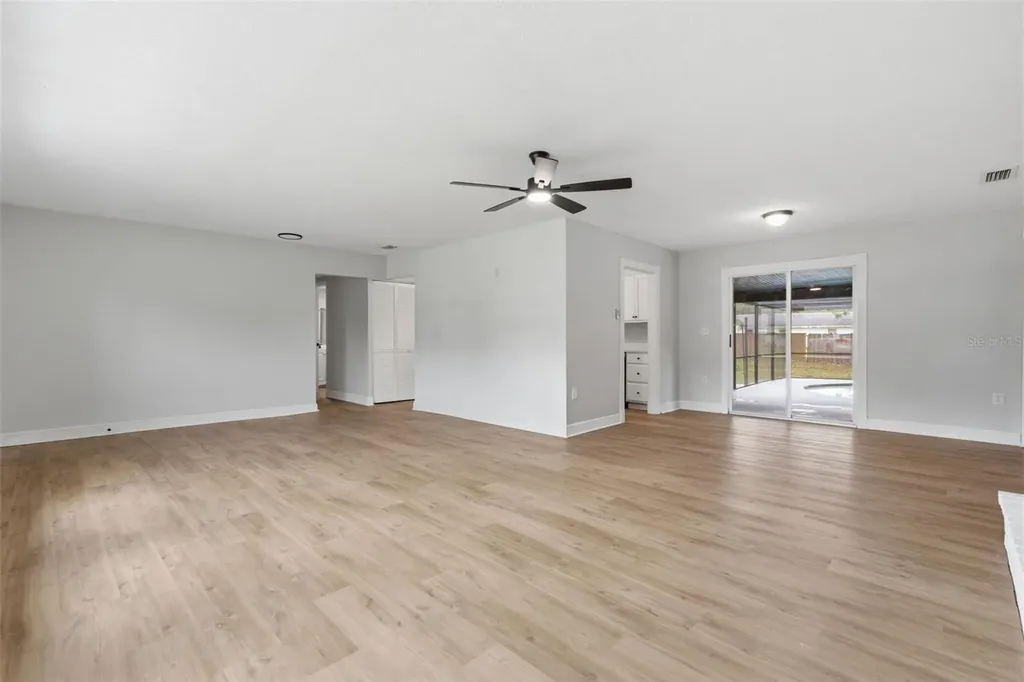 147 Colomba Road Debary FL 32713