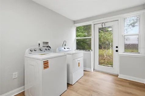 147 Colomba Road Debary FL 32713
