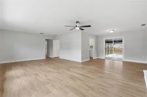 147 Colomba Road Debary FL 32713