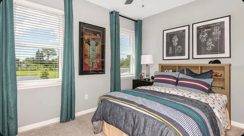 5042 Cyan Loop Apollo Beach FL 33572
