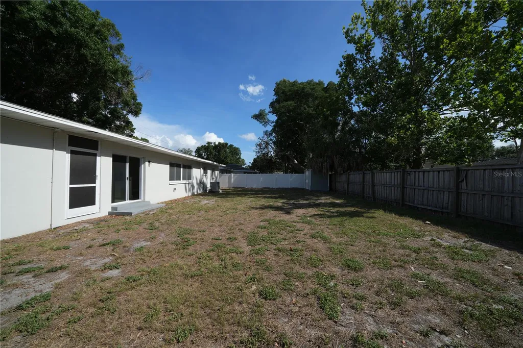 4517 S Clark Avenue Tampa FL 33611