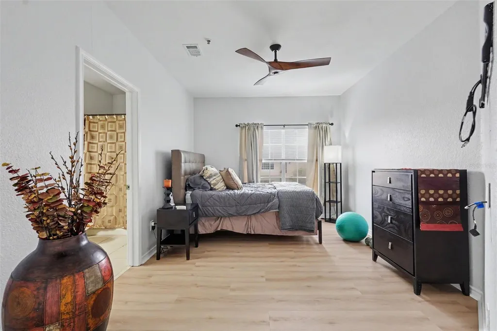 4306 Bayside Village Drive Tampa FL 33615