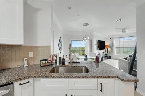 4306 Bayside Village Drive Tampa FL 33615