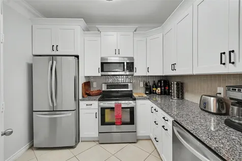 4306 Bayside Village Drive Tampa FL 33615