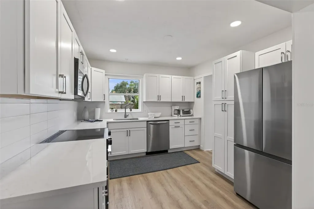 5617 19th Avenue S St Petersburg FL 33707