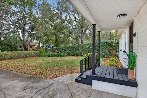 5617 19th Avenue S St Petersburg FL 33707