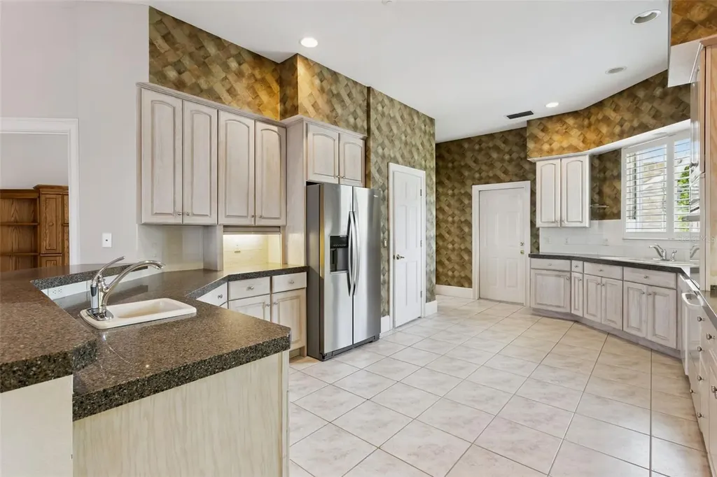 1901 Edgewater Drive Mount Dora FL 32757