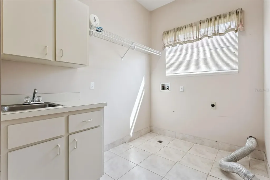 1901 Edgewater Drive Mount Dora FL 32757