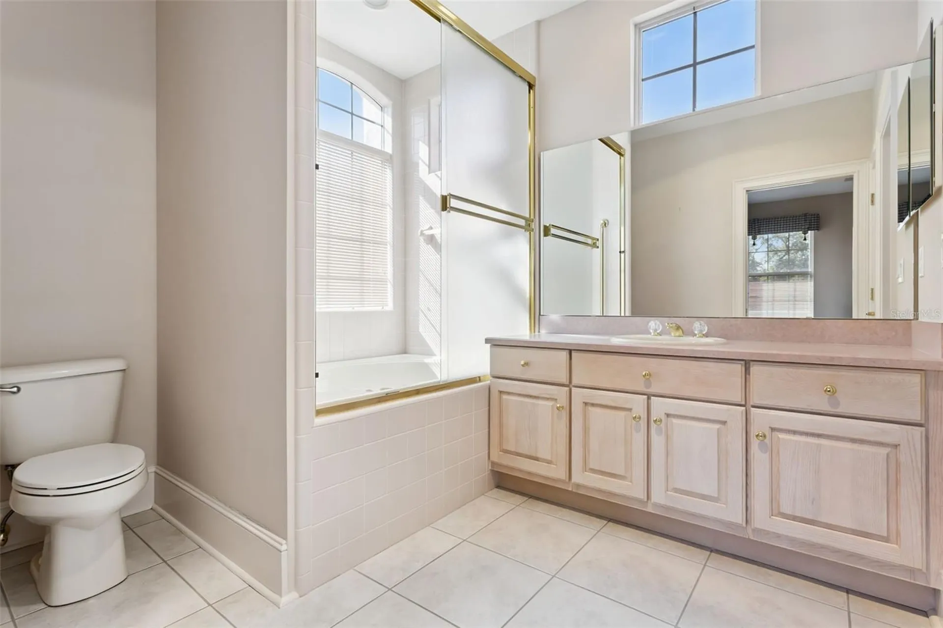 1901 Edgewater Drive Mount Dora FL 32757