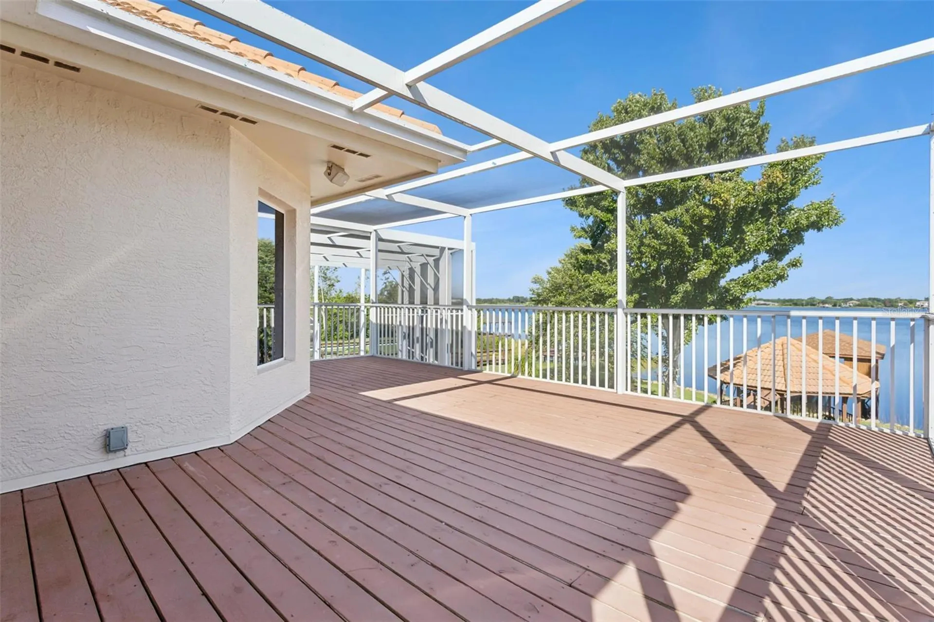 1901 Edgewater Drive Mount Dora FL 32757