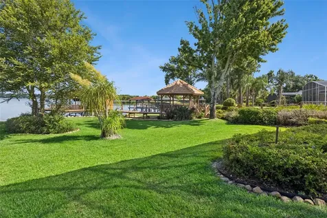 1901 Edgewater Drive Mount Dora FL 32757