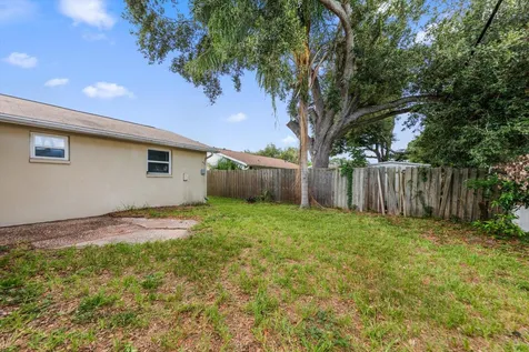 10721 119th Street Seminole FL 33778