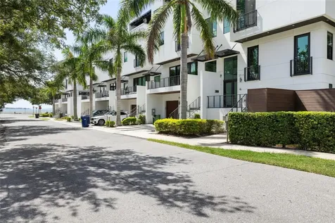 2814 W Barcelona Street Tampa FL 33629