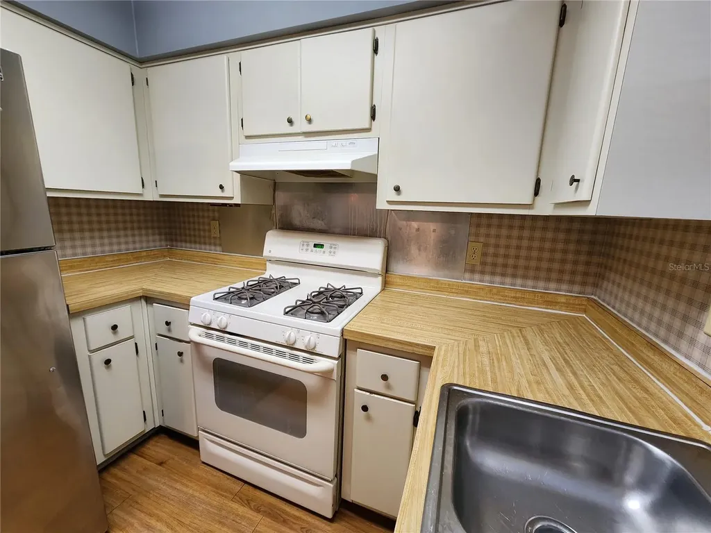 4711 NW 27 Terrace Gainesville FL 32605