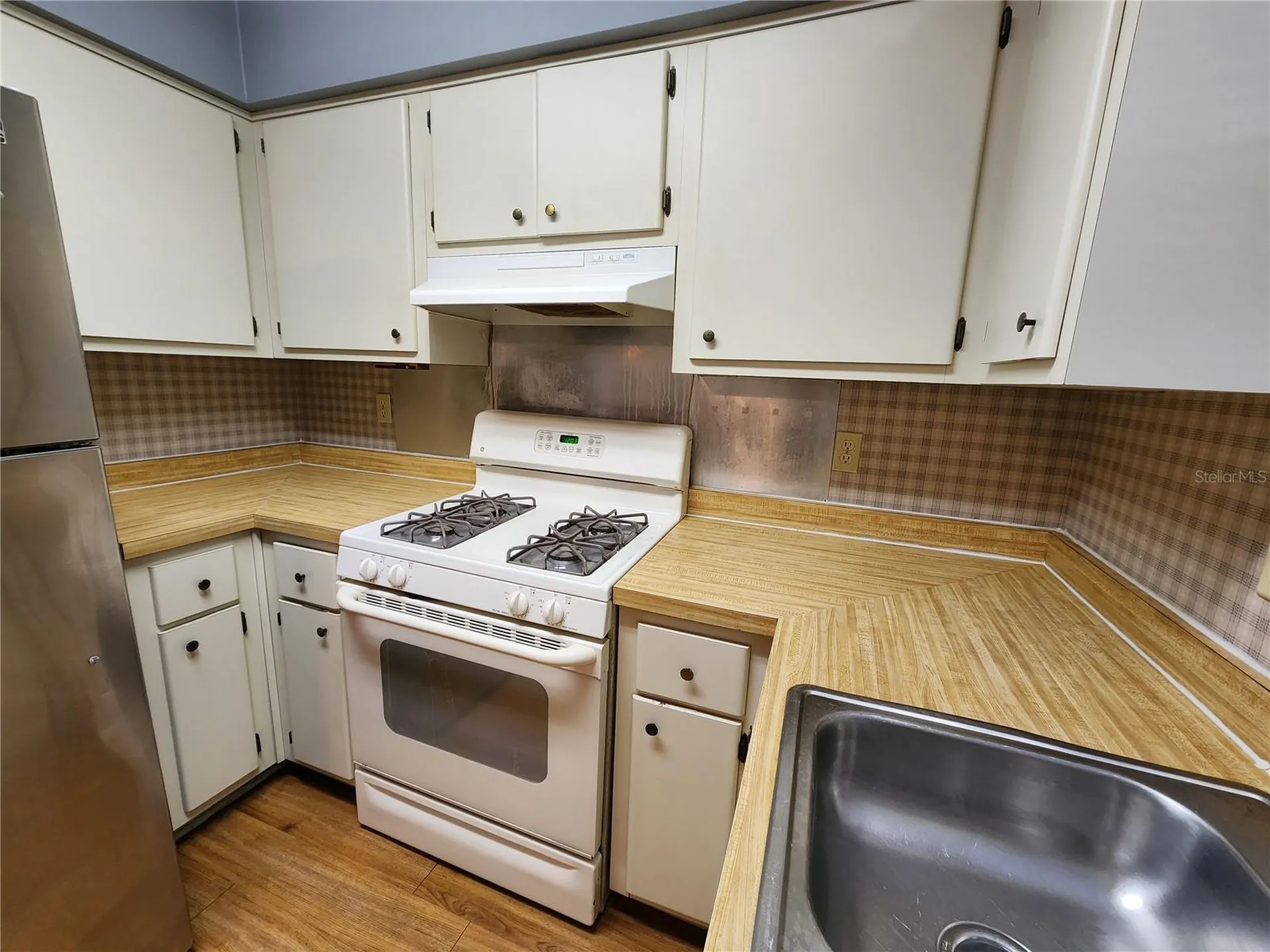 4711 NW 27 Terrace Gainesville FL 32605