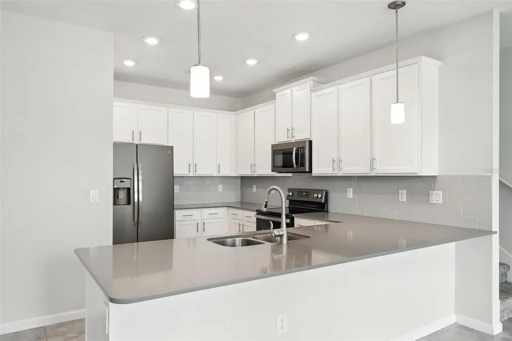 9944 Red Eagle Drive Orlando FL 32825