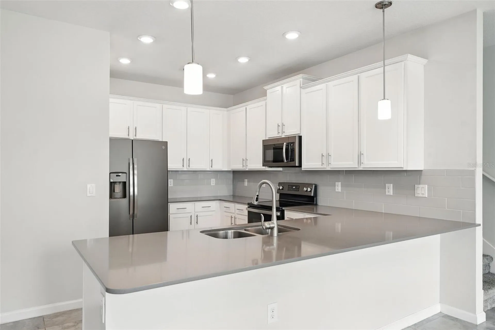 9944 Red Eagle Drive Orlando FL 32825
