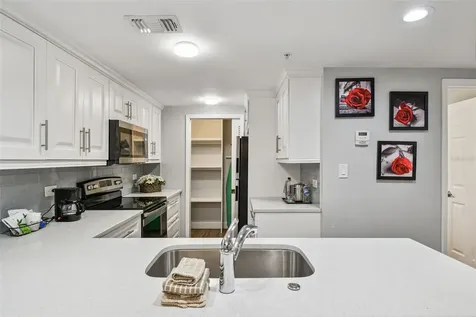 36750 Us Highway 19 N Palm Harbor FL 34684