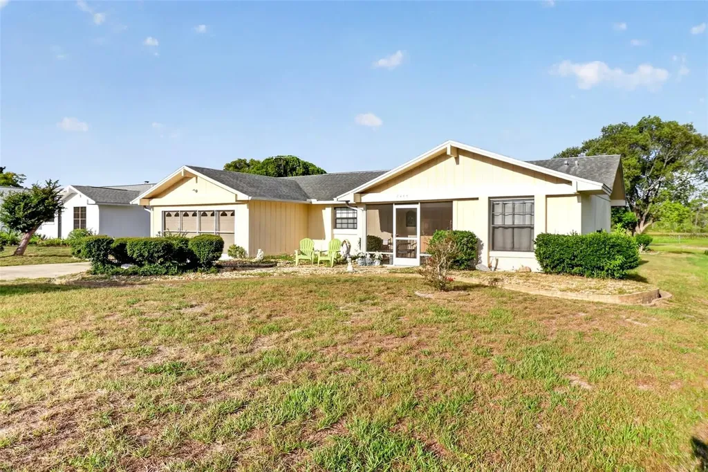 7465 Galloway Road Weeki Wachee FL 34613