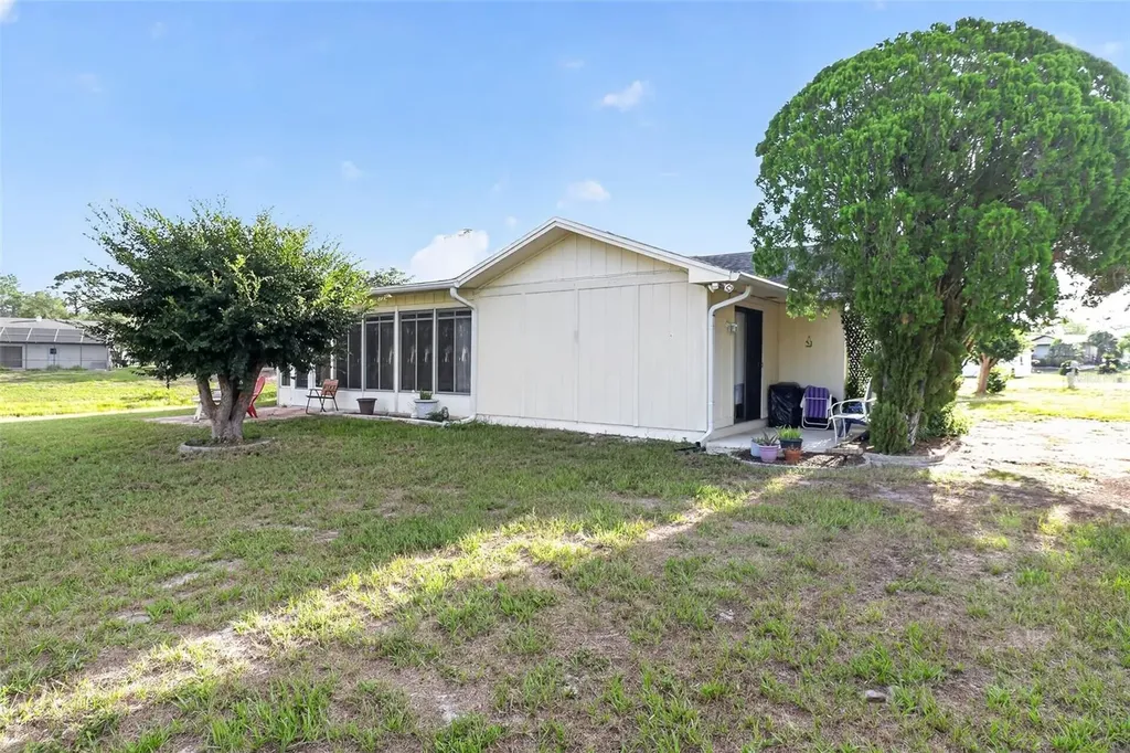 7465 Galloway Road Weeki Wachee FL 34613