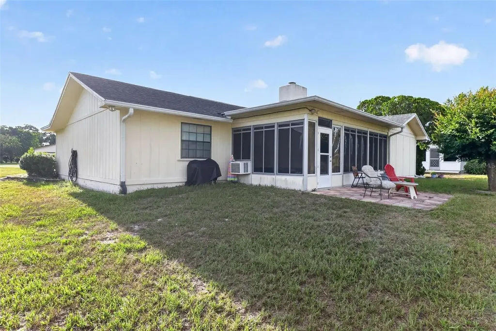7465 Galloway Road Weeki Wachee FL 34613