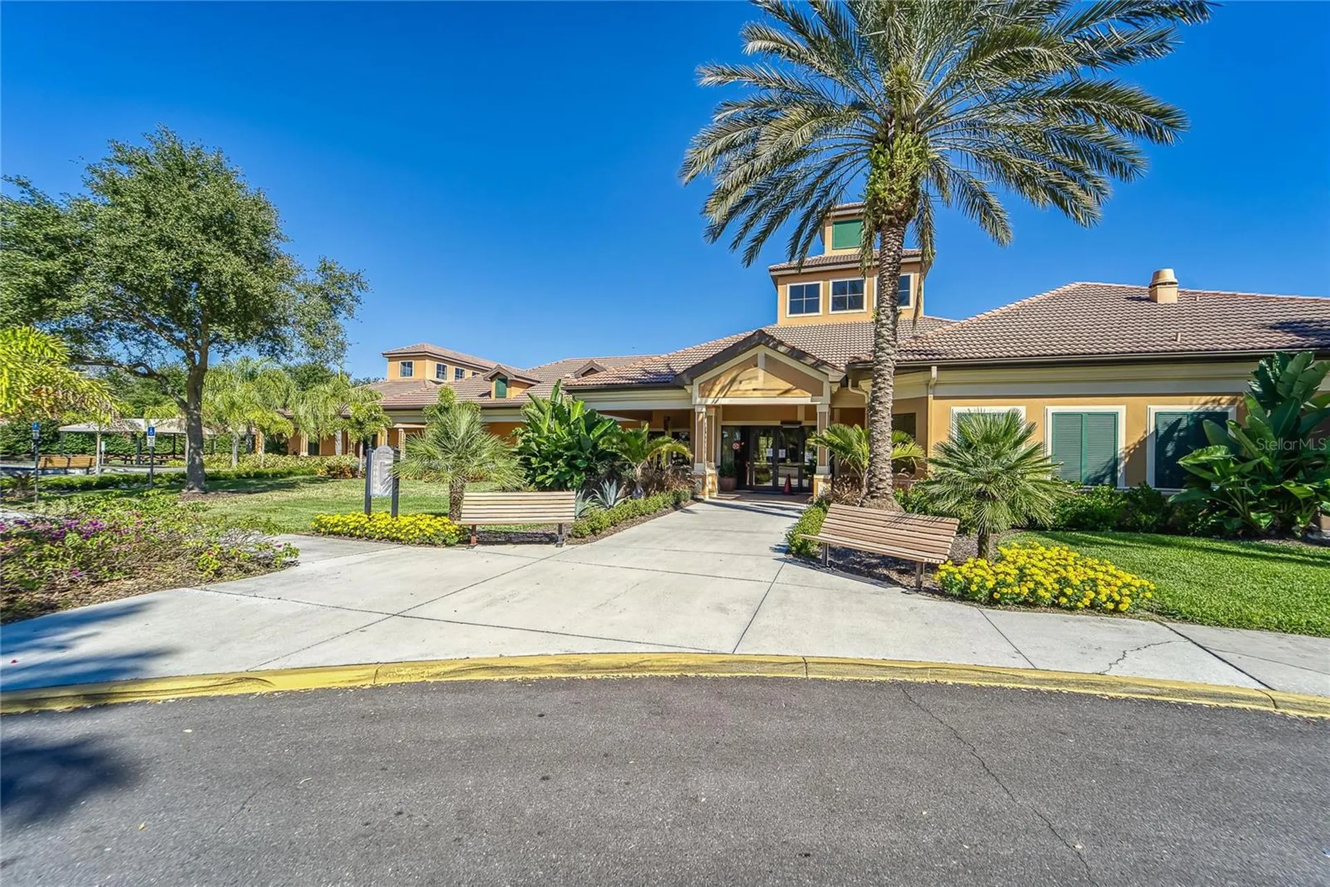 132 Shell Falls Drive Apollo Beach FL 33572