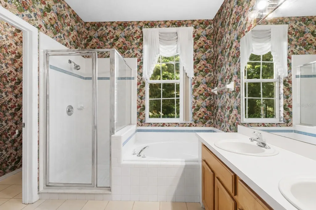 1847 Sparkling Water Circle Ocoee FL 34761