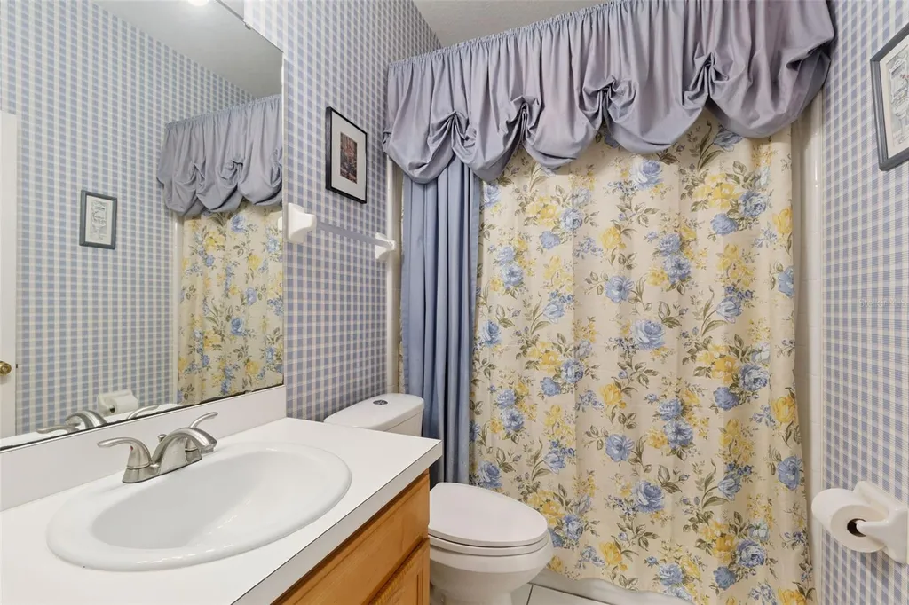 1847 Sparkling Water Circle Ocoee FL 34761