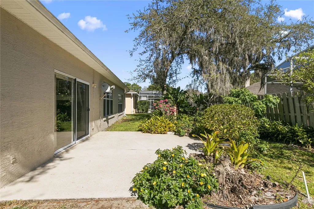 1847 Sparkling Water Circle Ocoee FL 34761